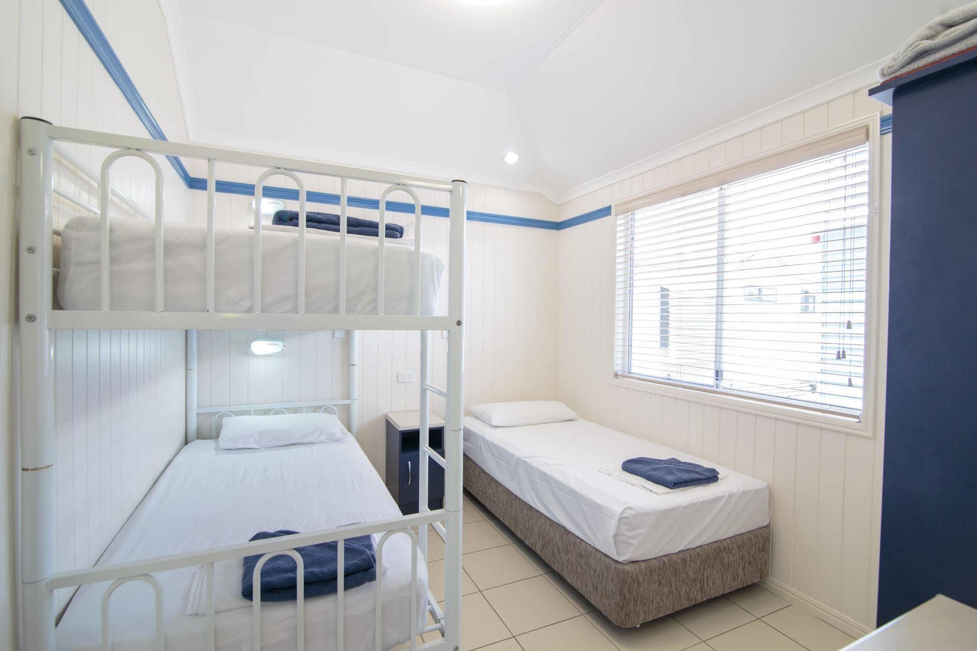 Maroochydore Cabins Hotel Exterior photo